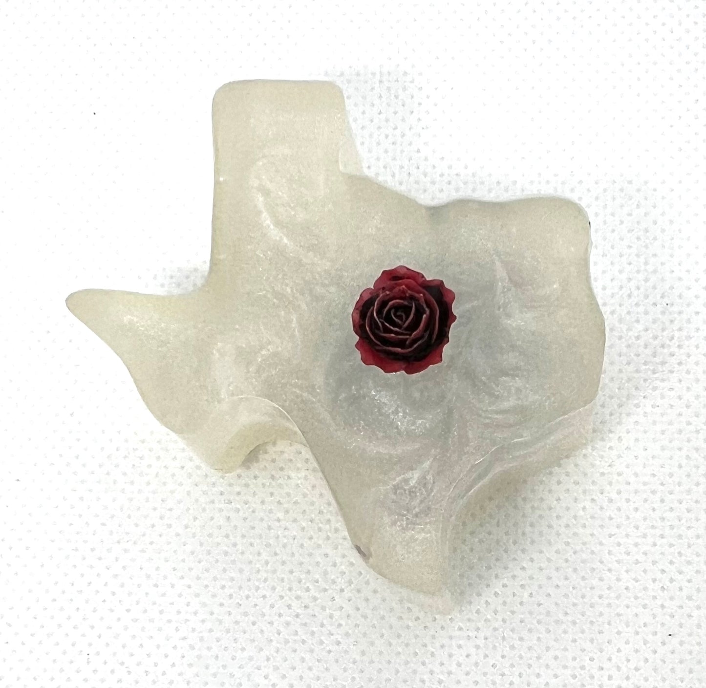 Pearl Texas Magnet with Rose