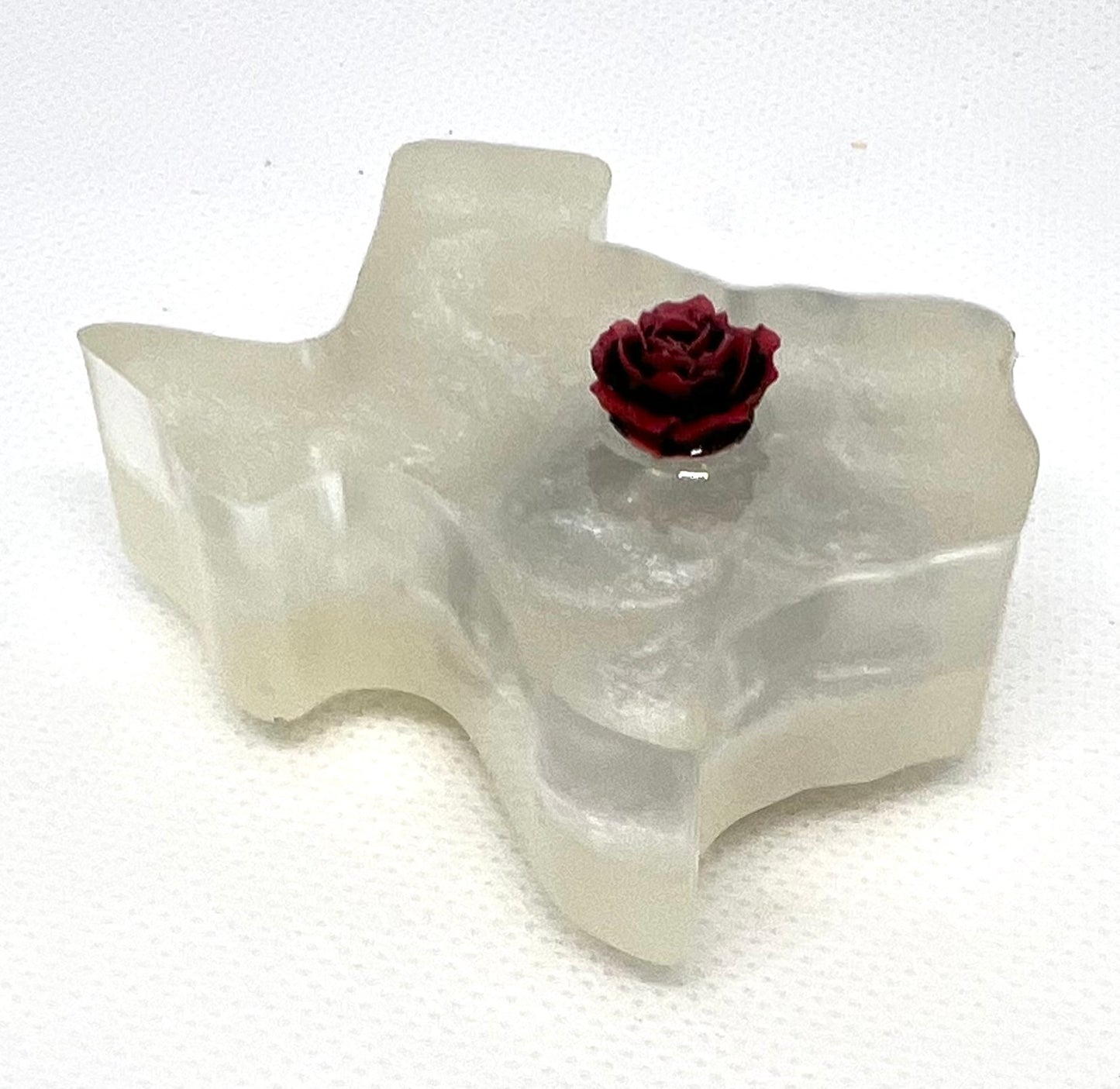 Pearl Texas Magnet with Rose